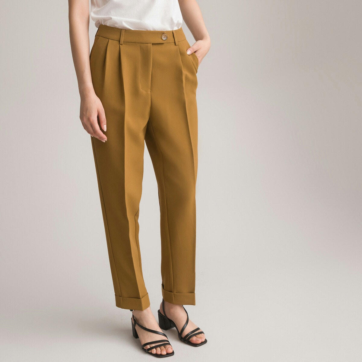 Pantalon cigarette à pinces, taille standard