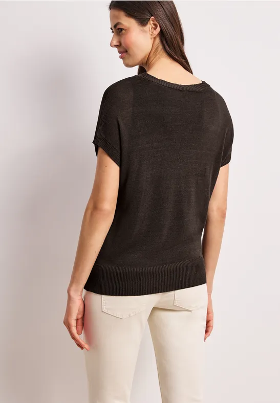 Pullover mit U-Boot-Ausschnitt