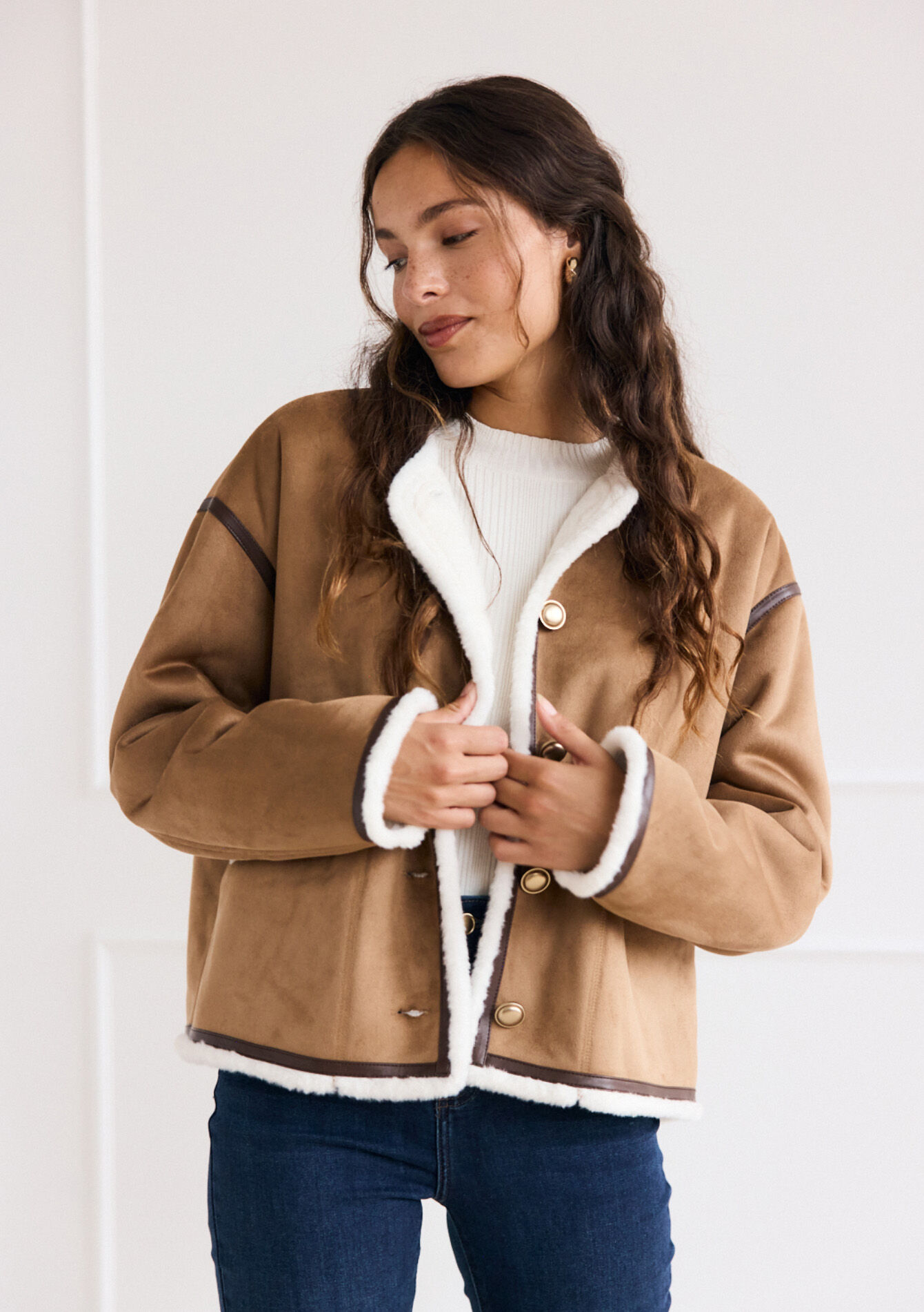 Korte jas in schapenvacht-look