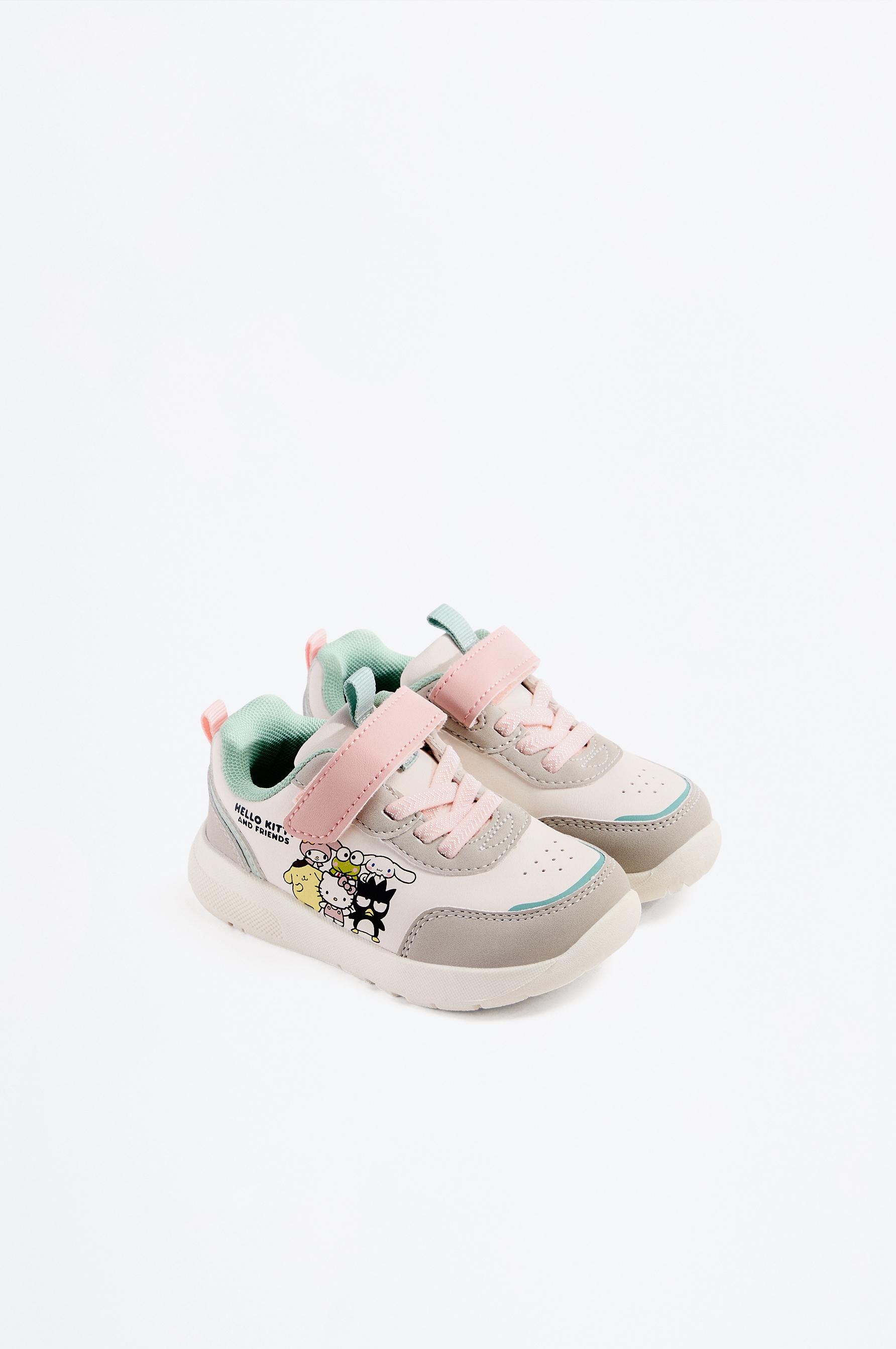 Deportivo Hello Kitty ©SANRIO Barefoot