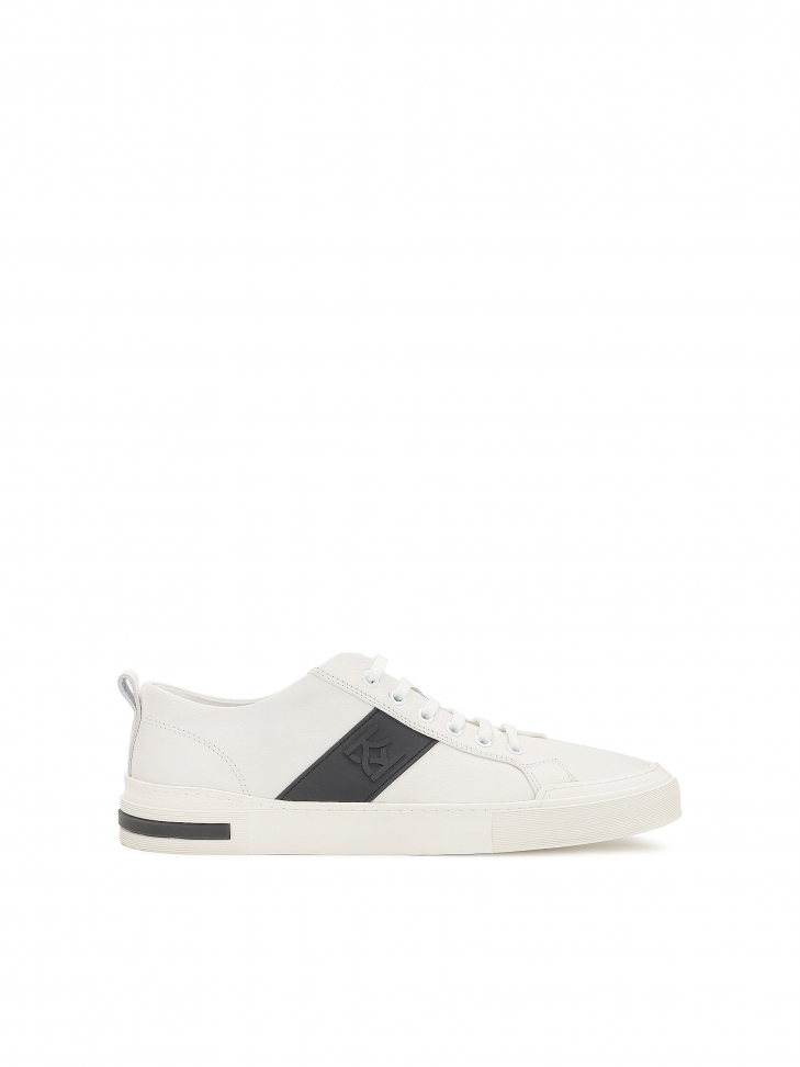 Men’s off-white sneakers with black inserts