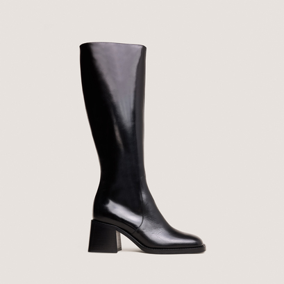 Bottes à talons épais et bouts carrésen cuir noir | DIOU