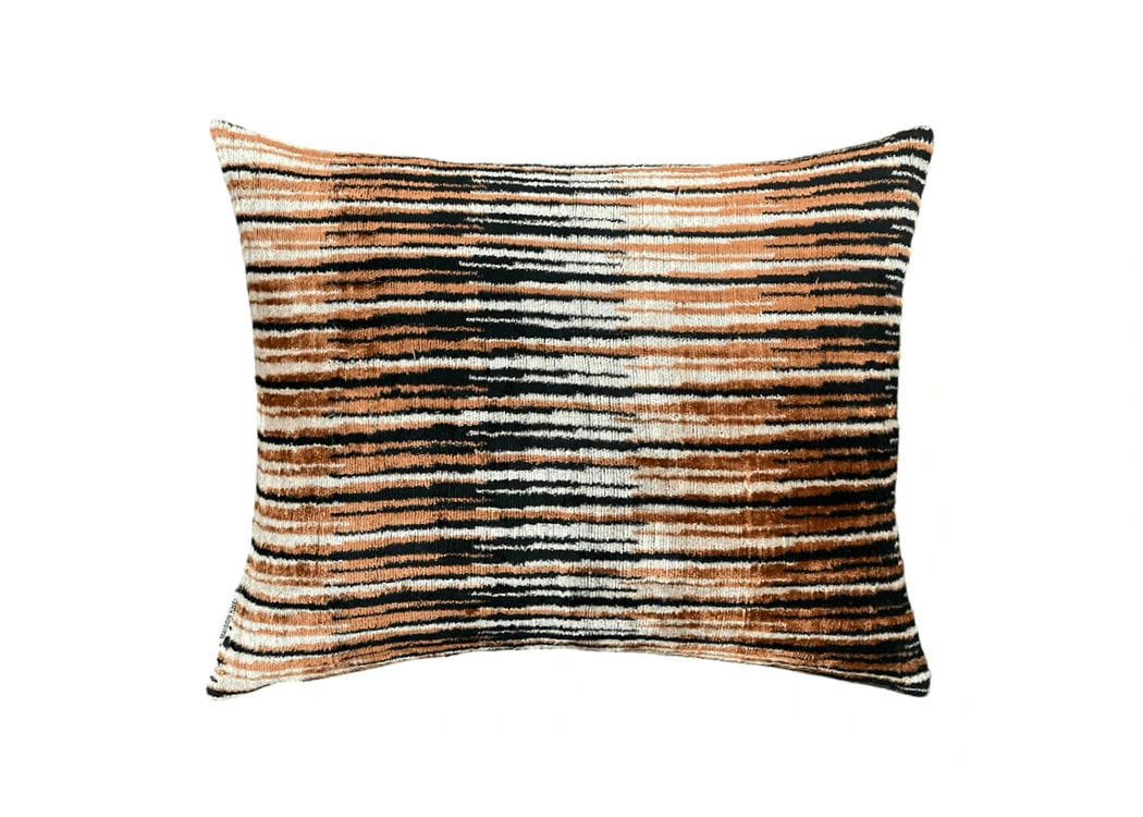 - Housse de coussin velours de soie ikat  40x50 multicouleur
