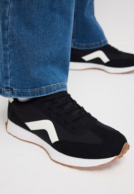 Womens Black Runner Square Trainers