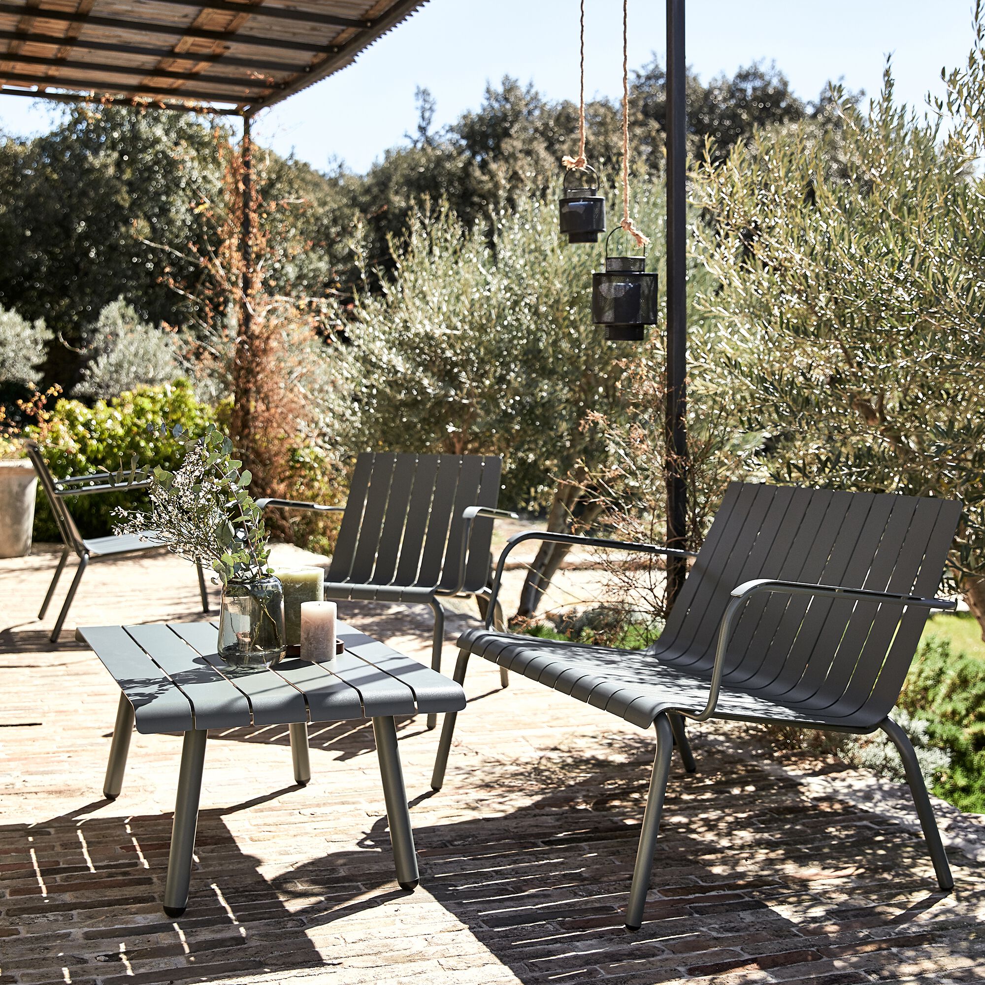 PARADOU - Canapé de jardin en aluminium - vert cèdre (2 places)