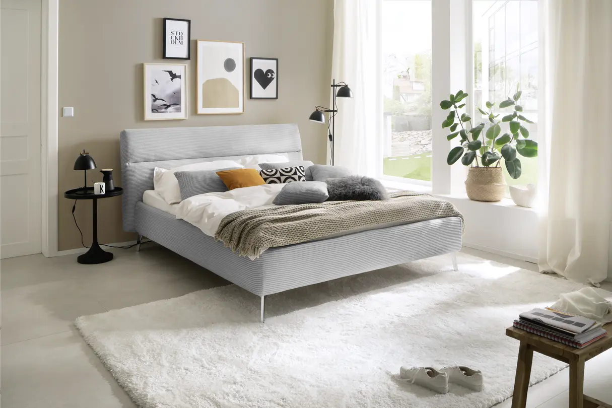 Bett Monte-201