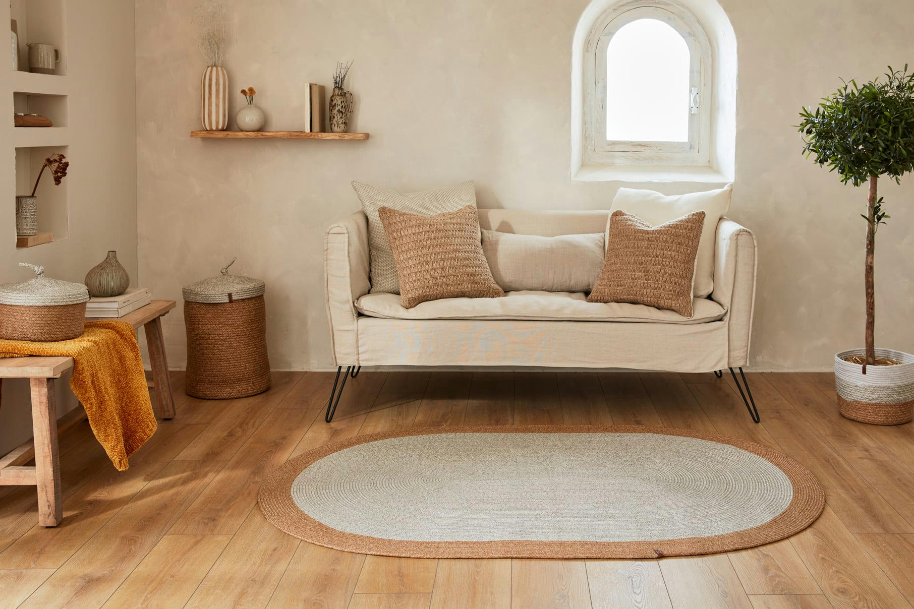 LIMA - Tapis ovale bicolore aspect jute fait main motif uni beige -120x180