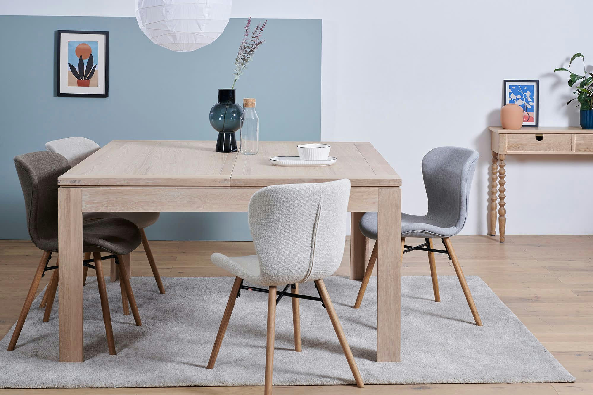 BOSTON - Table carrée extensible en chêne blanchi L140/200