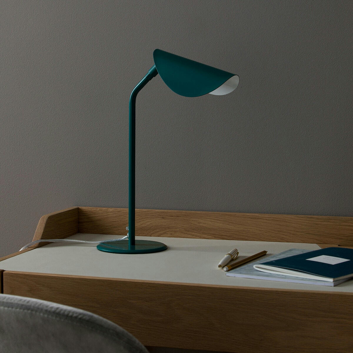 Lampe à poser, Funambule