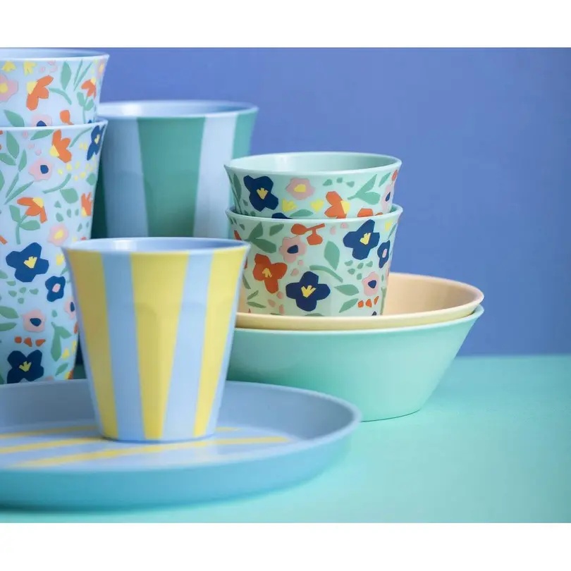 Becher Nora S