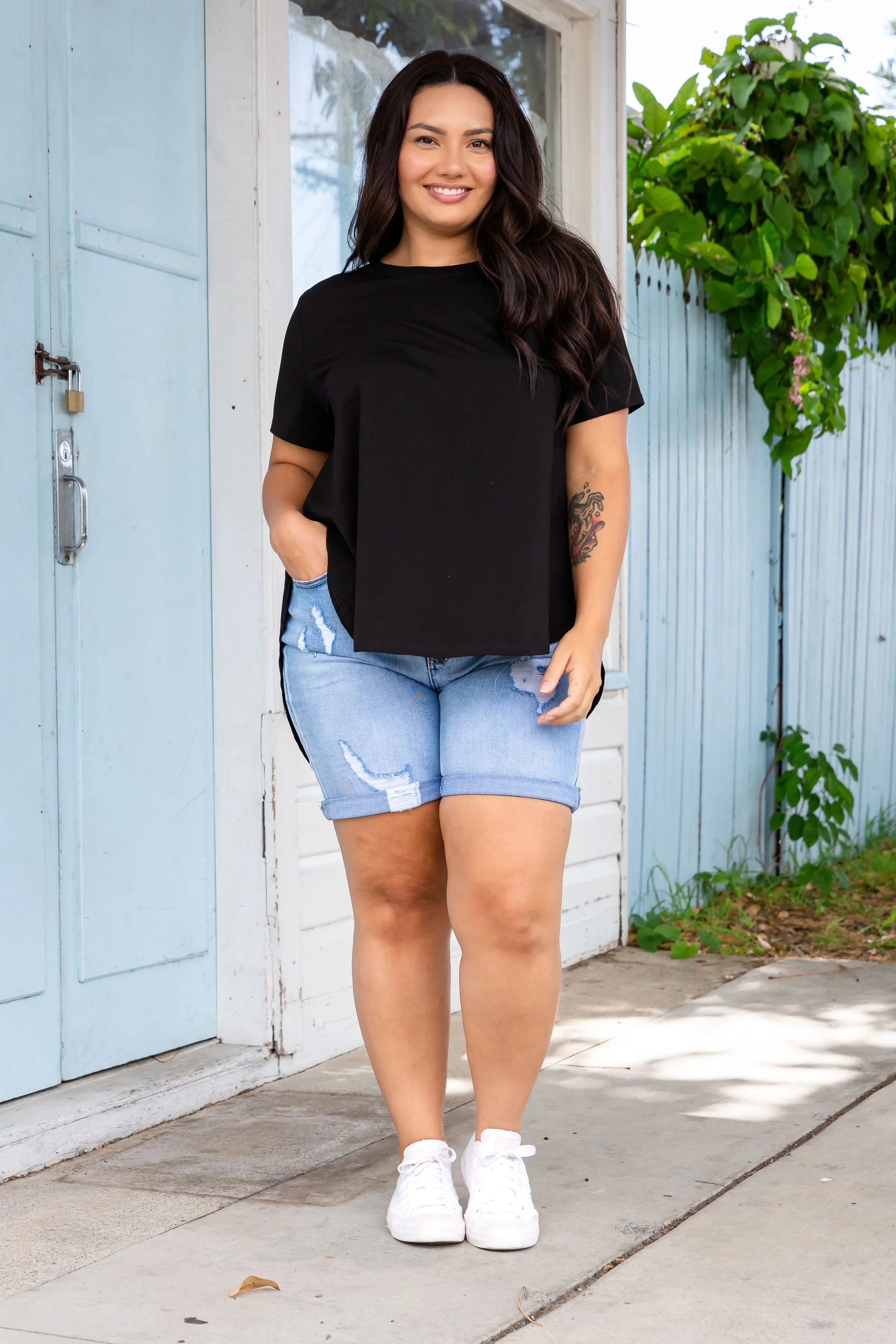 Jayden Tee in Black