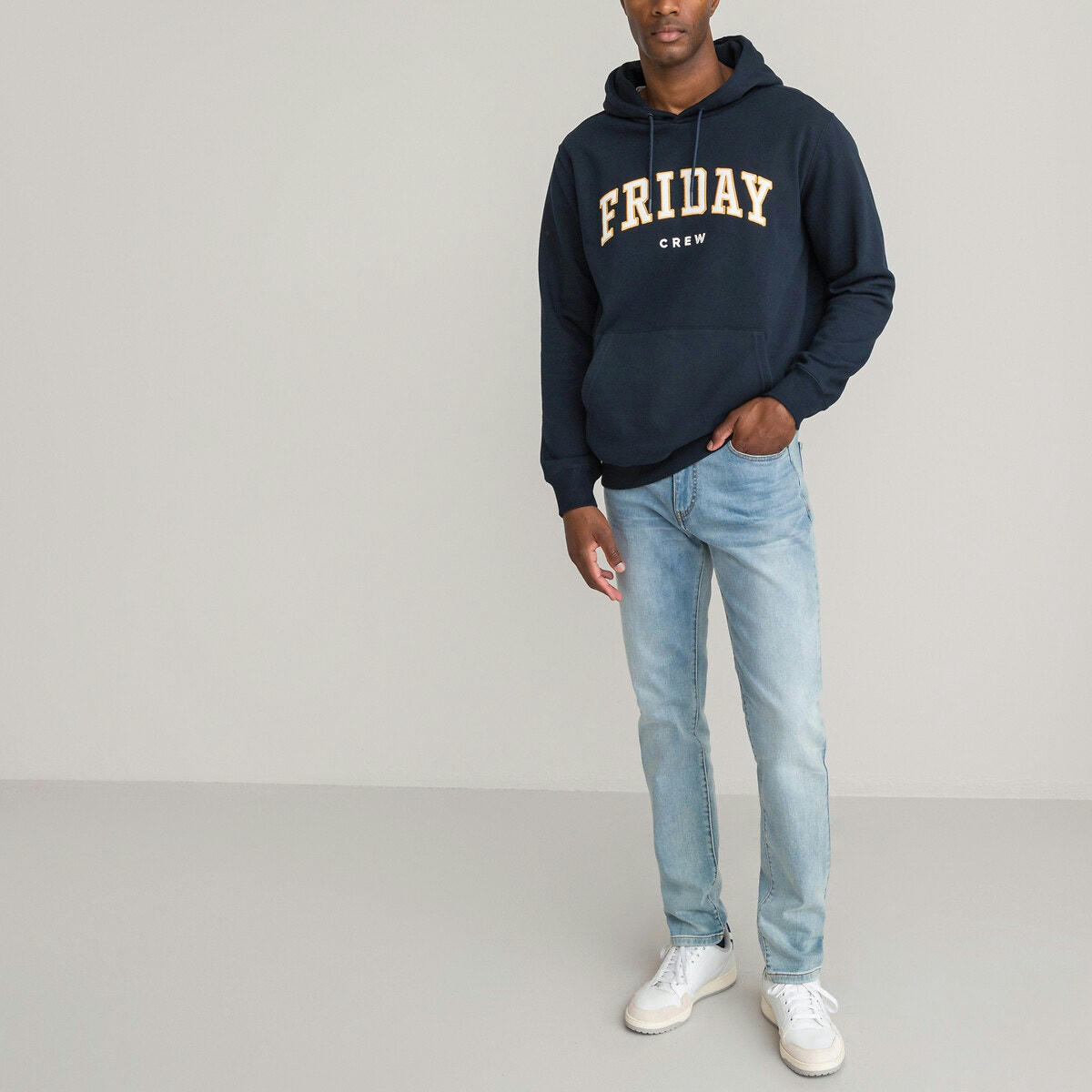 Sweat à capuche brodé