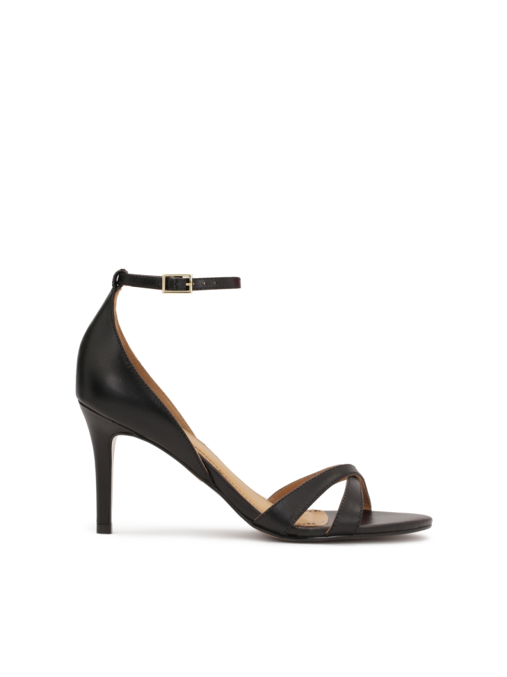 Black sandals with full heel