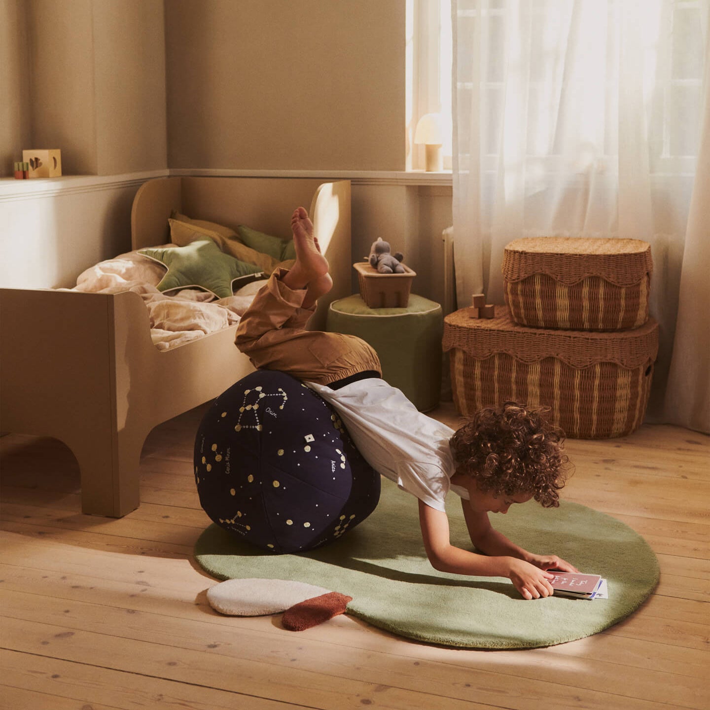 Ferm Living Constellation Poef - Dark Blue