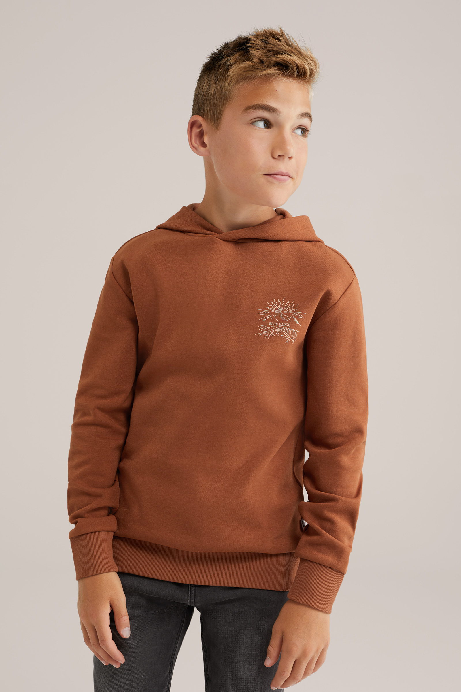 Jongens hoodie met embroideries