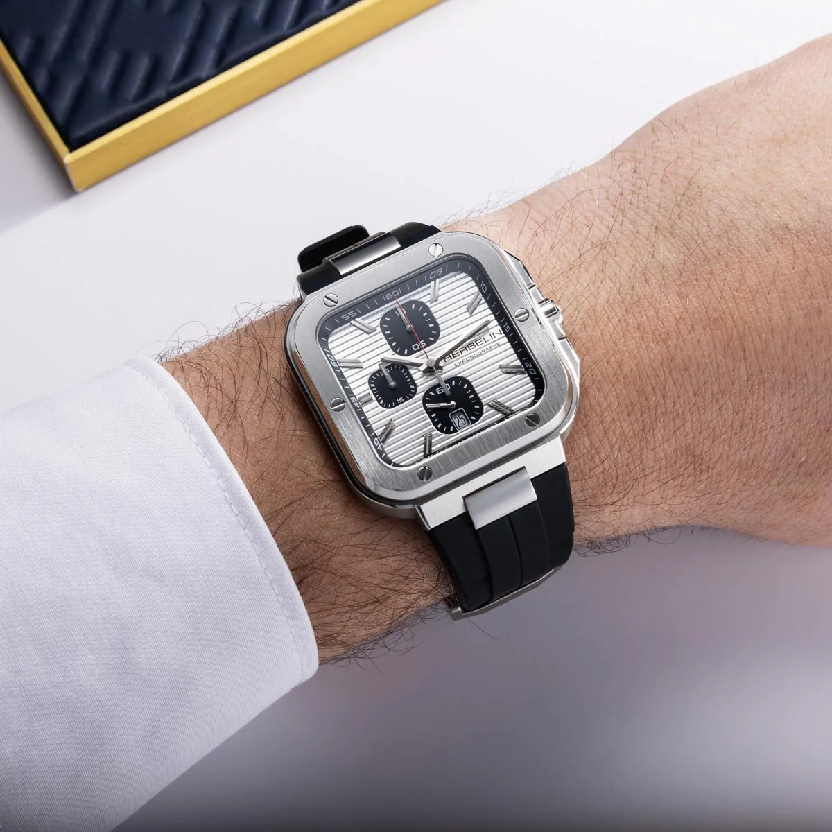 CAP CAMARAT – SQUARE CHRONO – ACIER