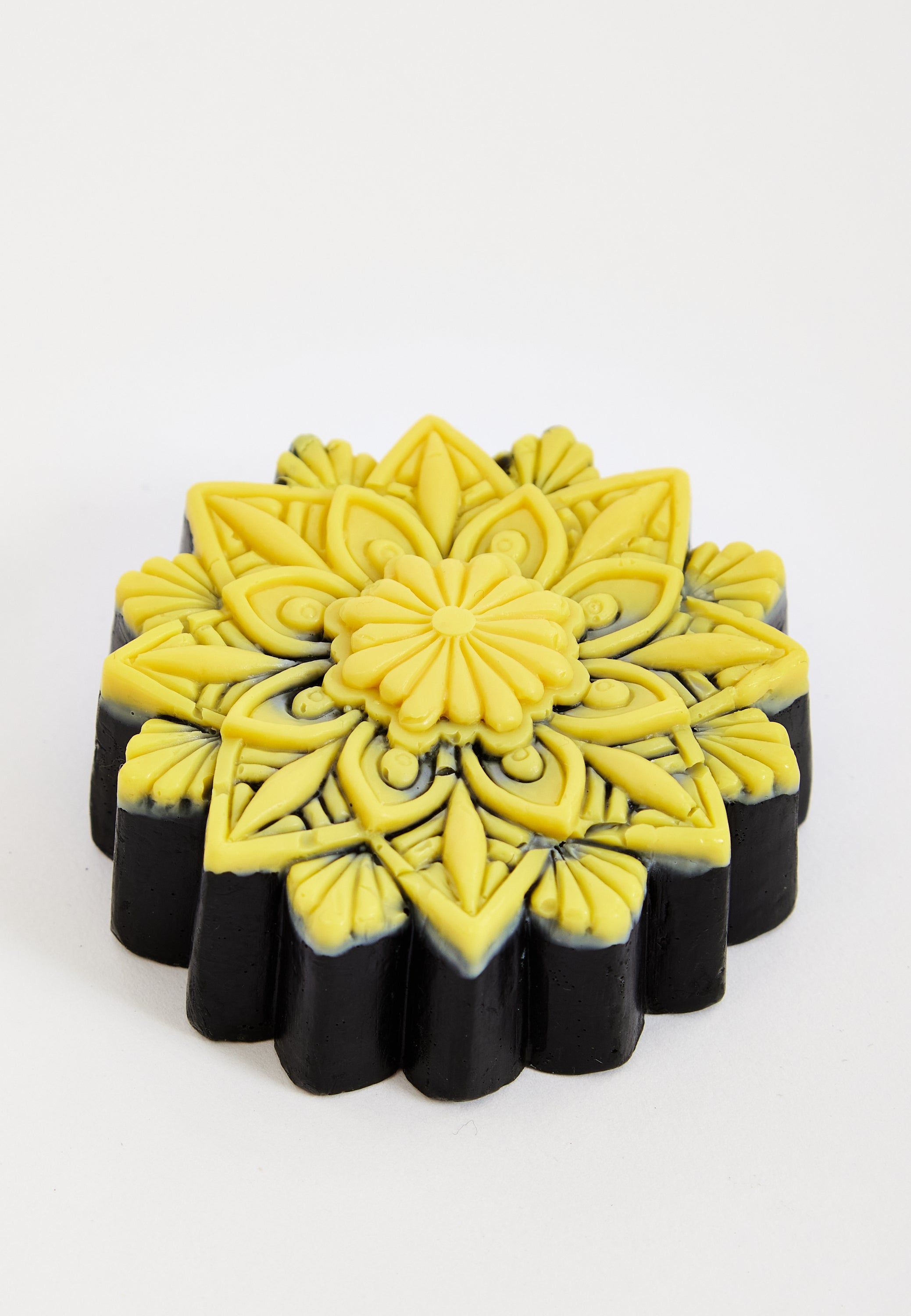 Liquorish Bamboo Charcoal Mandala Zen Soap