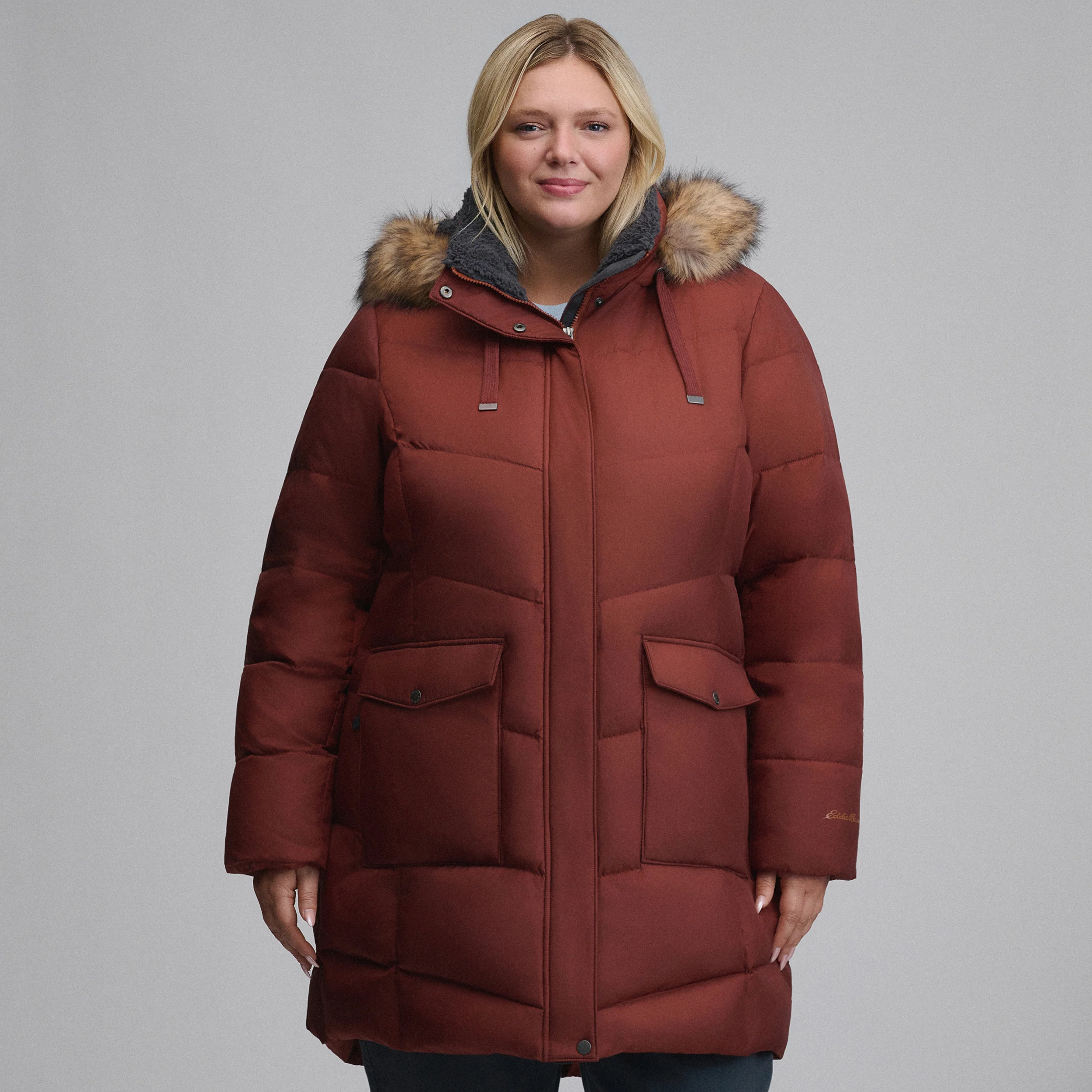 Women's Lodge Cascadian Down Hooded Parka