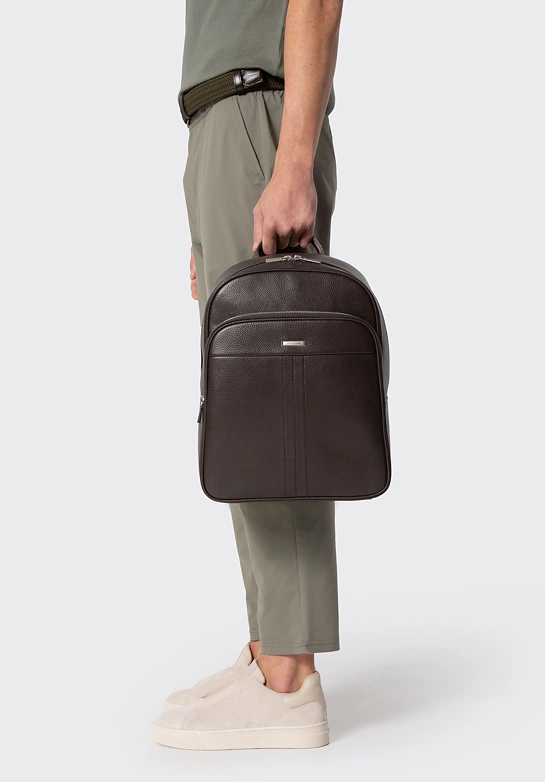 Męski plecak z miejscem na laptopa 14” ze skóry naturalnej ciemny brąz