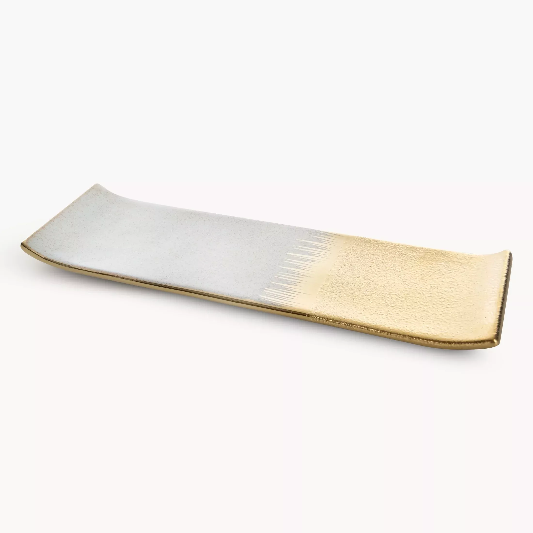 Patera ceramicznadekoracyjna kremowo-złota łączący fakturę granitu z lśniącą powierzchnią 39x12x3 cm MAX 1