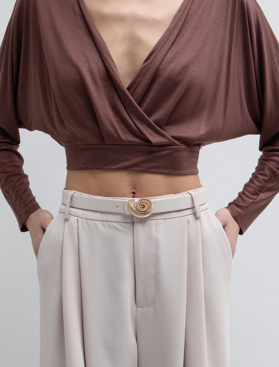 Ζώνη με μεταλλικό στοιχείο