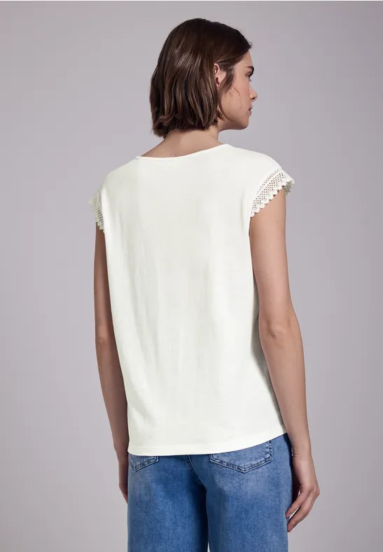 Shirt mit Häkeldetails