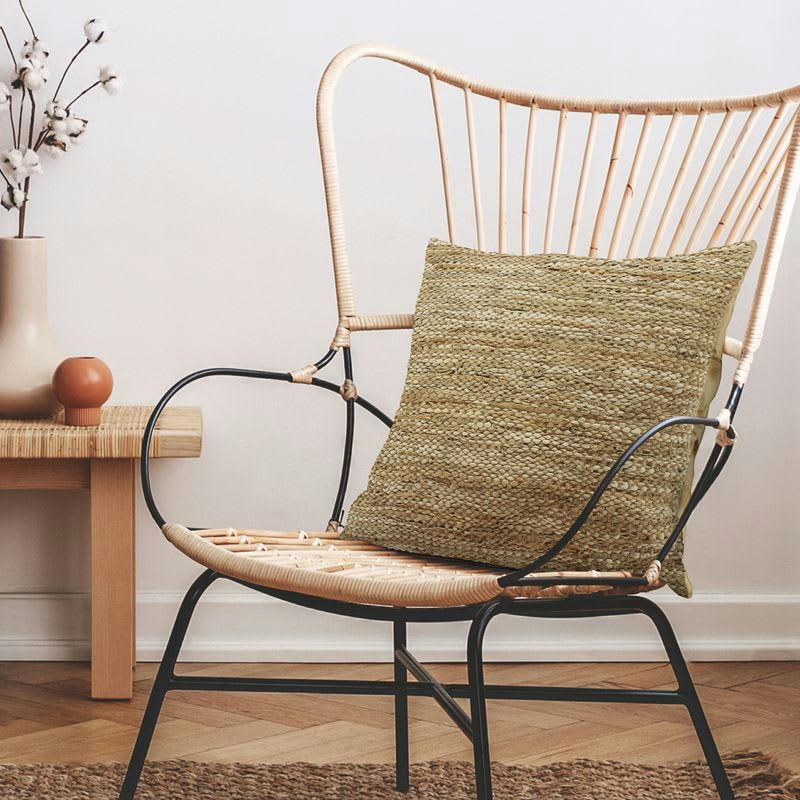 SKIN - Coussin en cuir tressé ocre 45x45