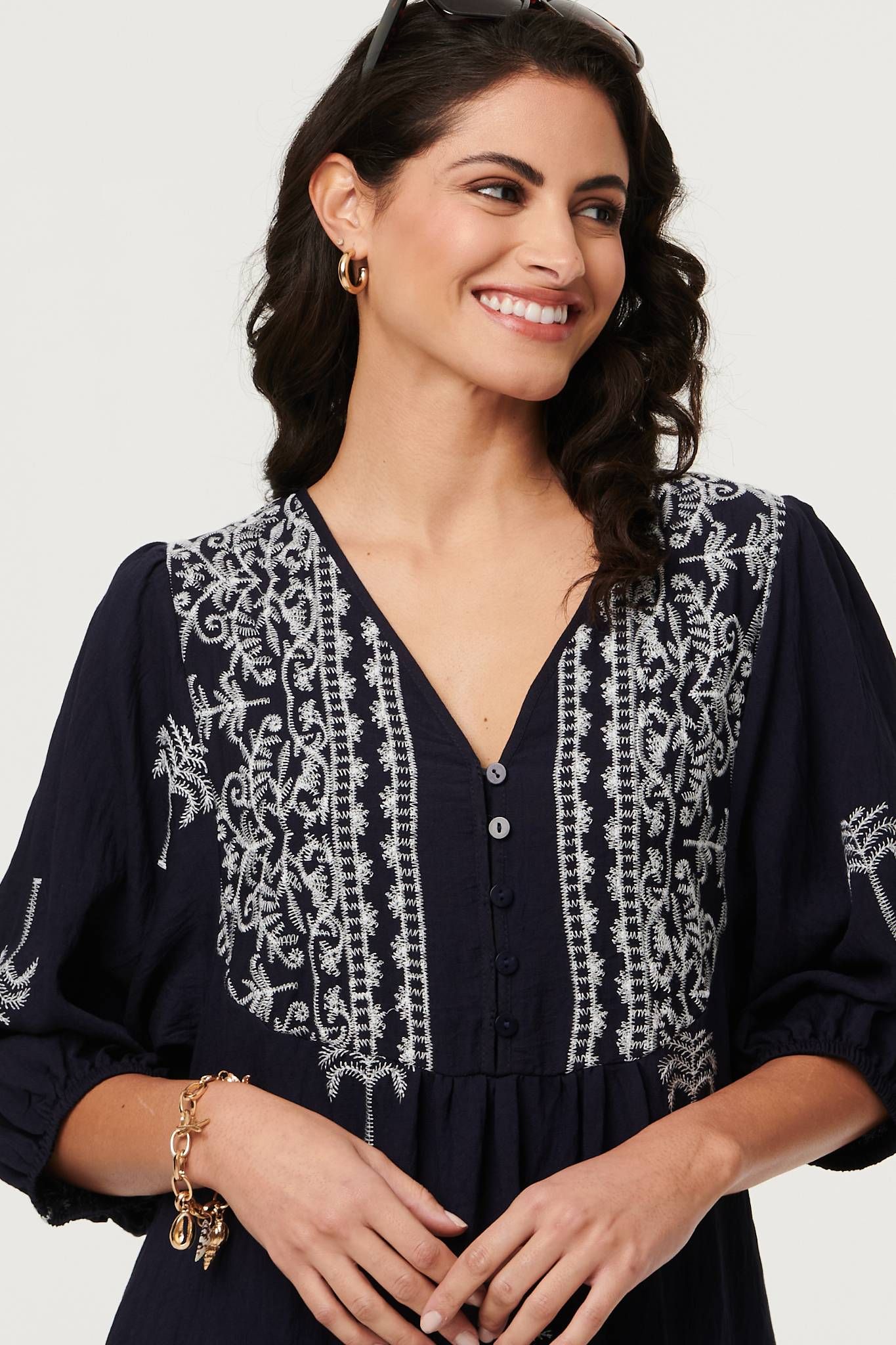 Izabel London Border Print Relaxed V-Neck Midi Dress