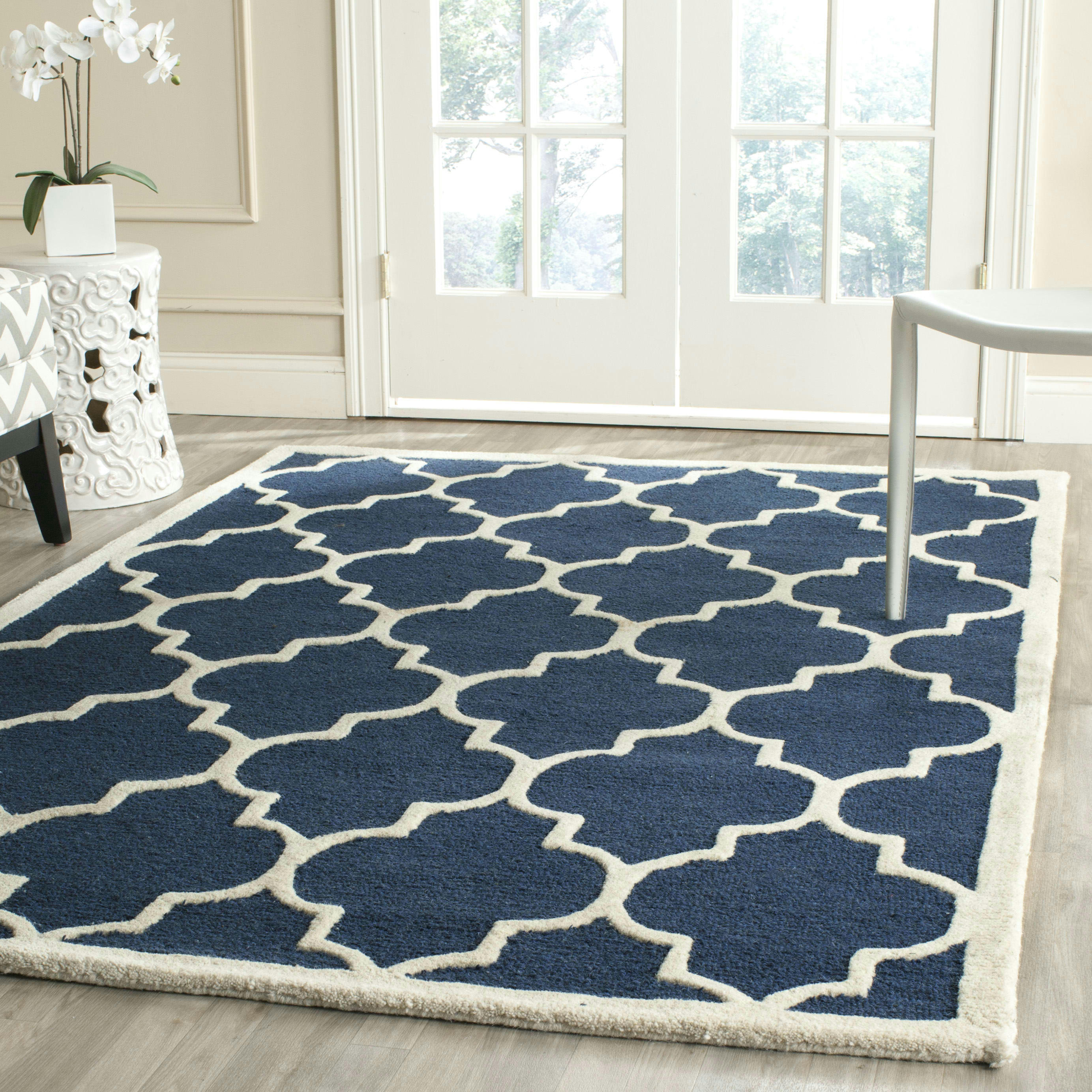 CAMBRIDGE - Tapis de salon interieur en bleu marine & ivoire, 91 x 152 cm