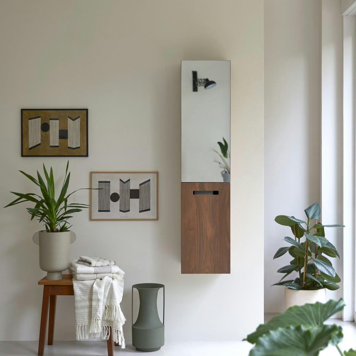 LINE - Colonne miroir en noyer massif