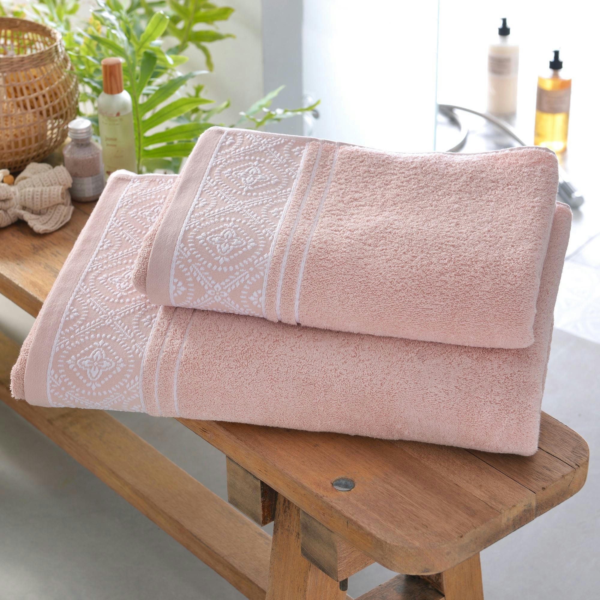 BYSANTINE - Drap de bain 100x150 rose en coton 450 g/m²