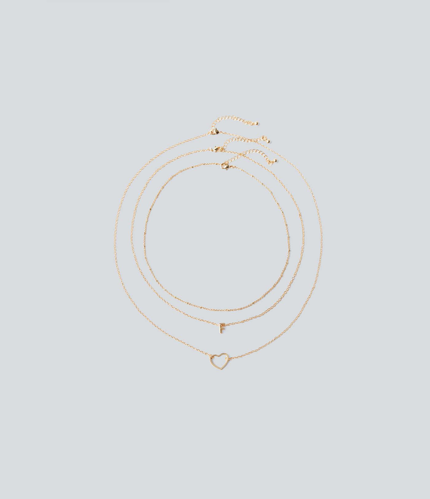 Ensemble de colliers pendentifs lettre   cœur