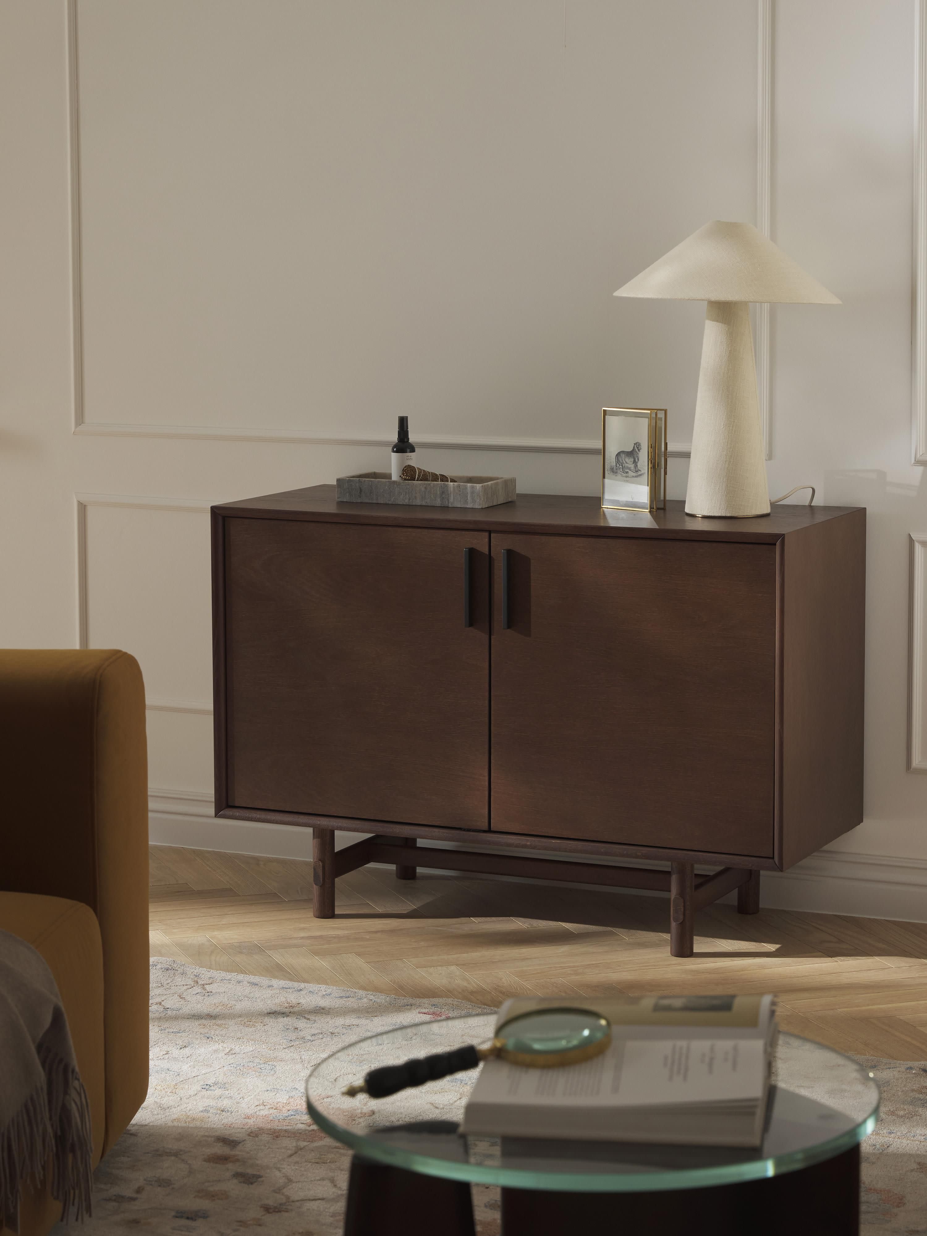 Kleines Sideboard Diana aus Eichenholz