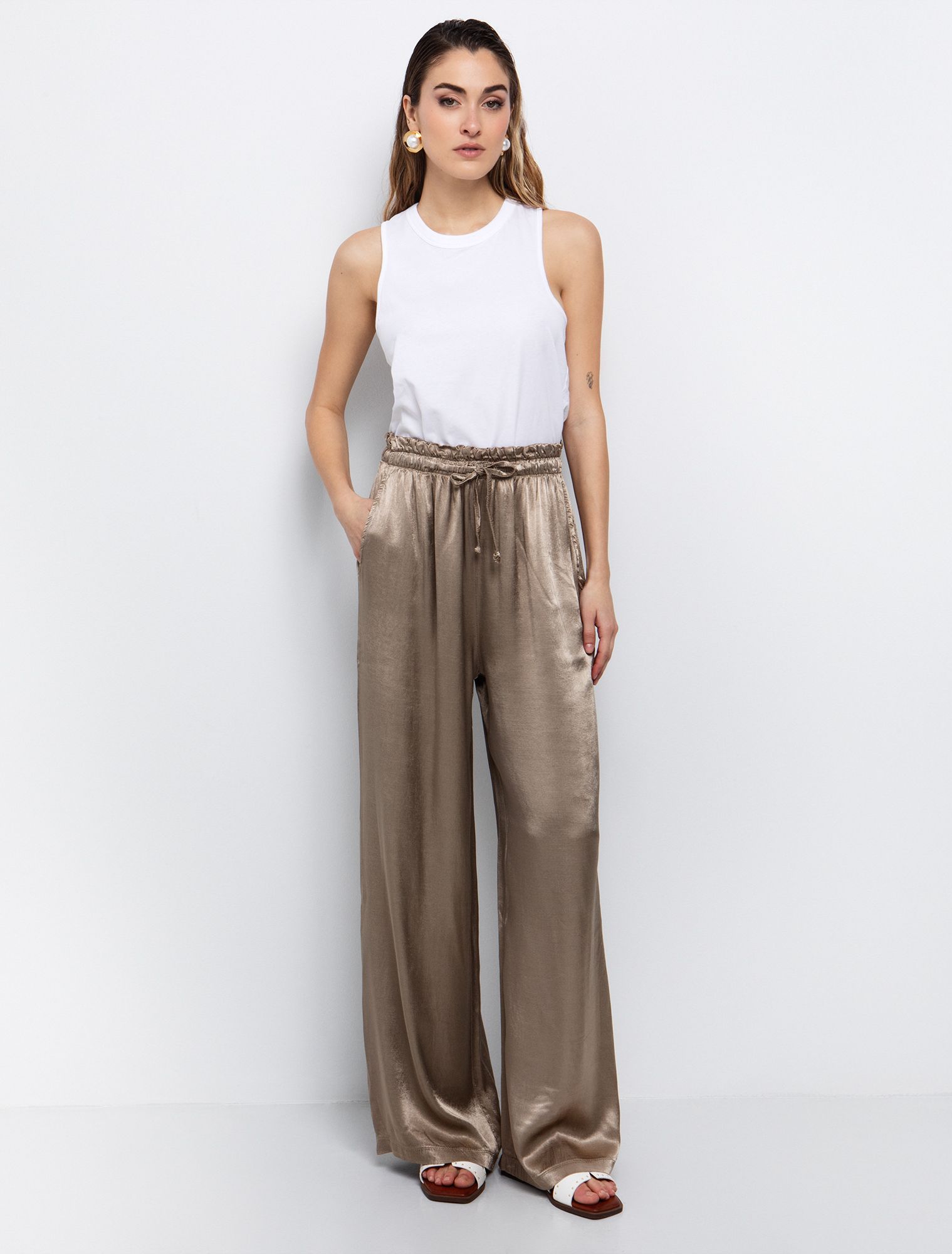 Τοπ με περιπλεγμένο σχέδιο