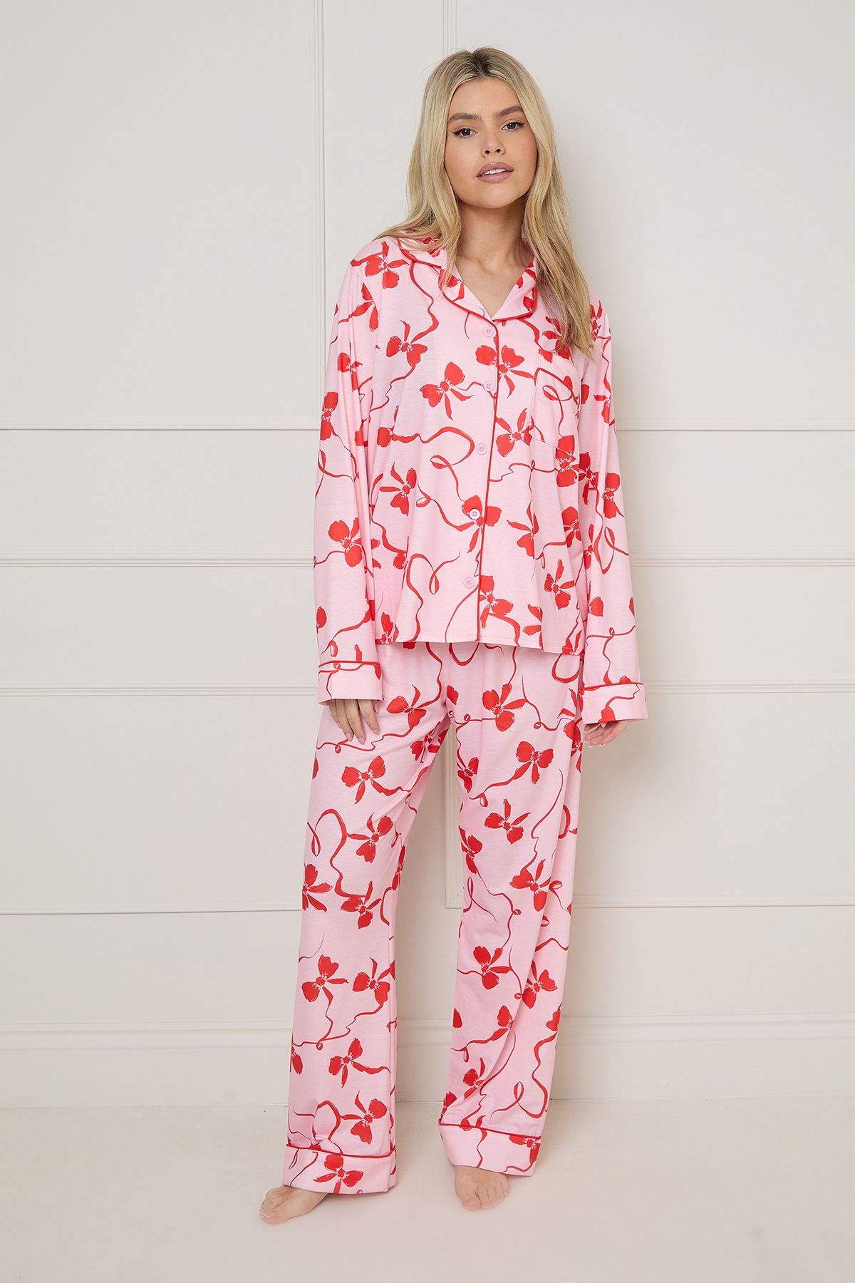 Dorothy Perkins Red Bows Tipped Long Sleeve Jersey Pyjama Set