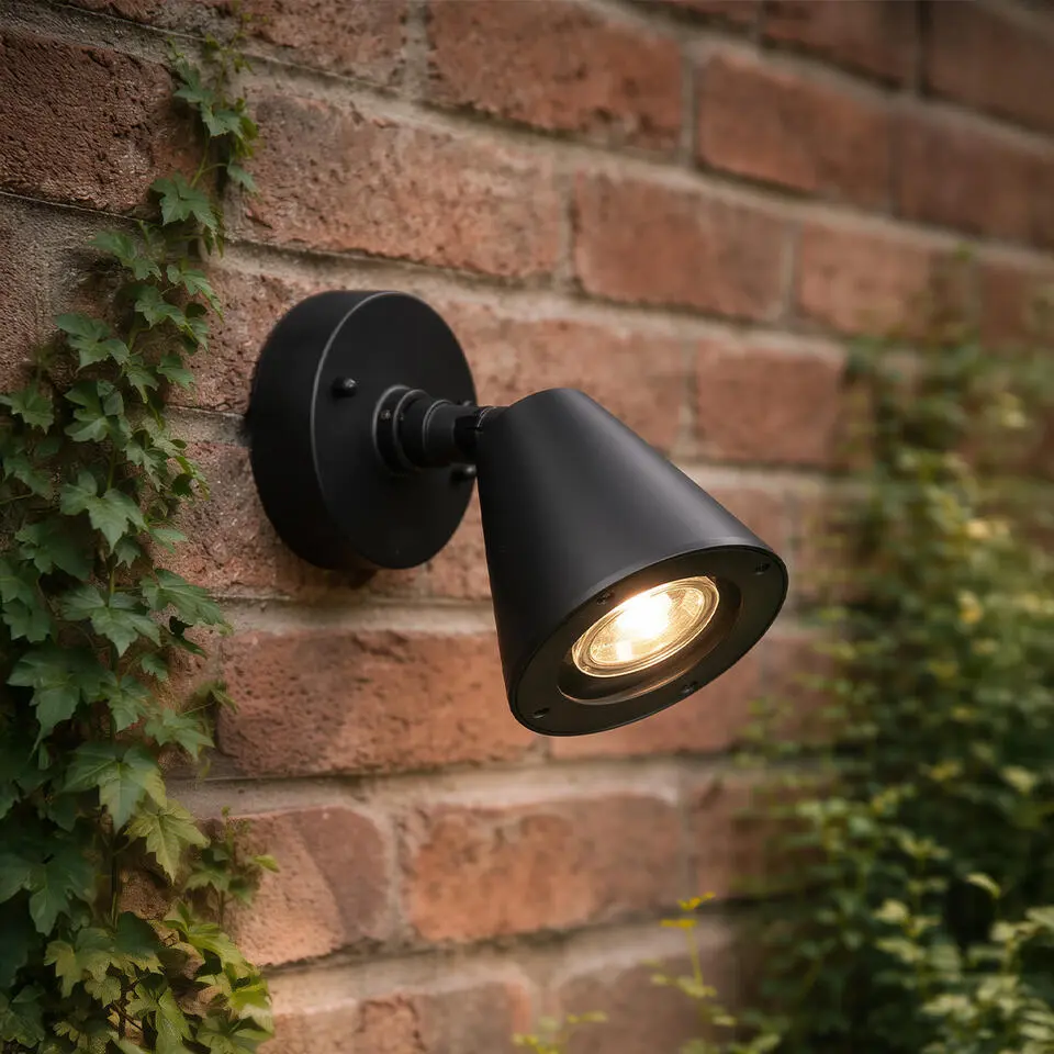 Qazqa wandlamp met glas ciara zwart gu10