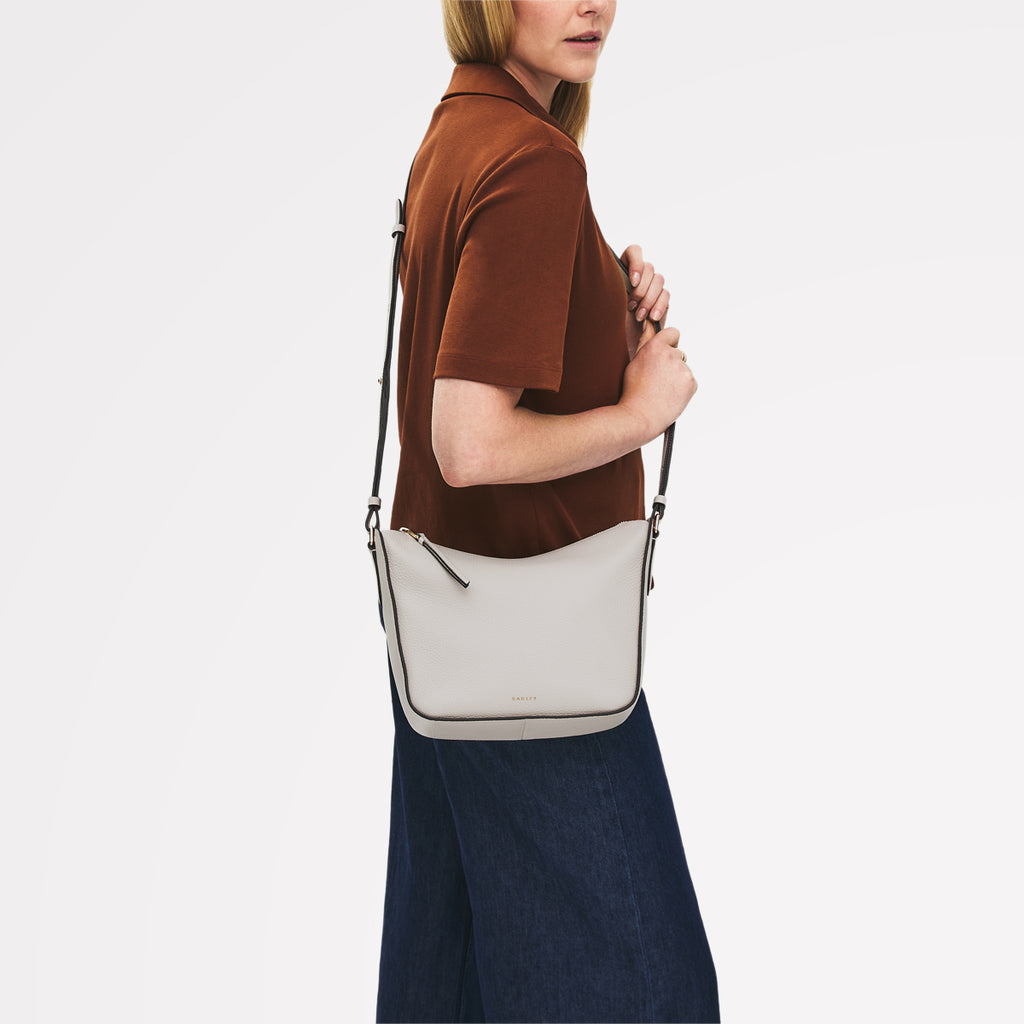 Oak Street - Medium Ziptop Cross Body