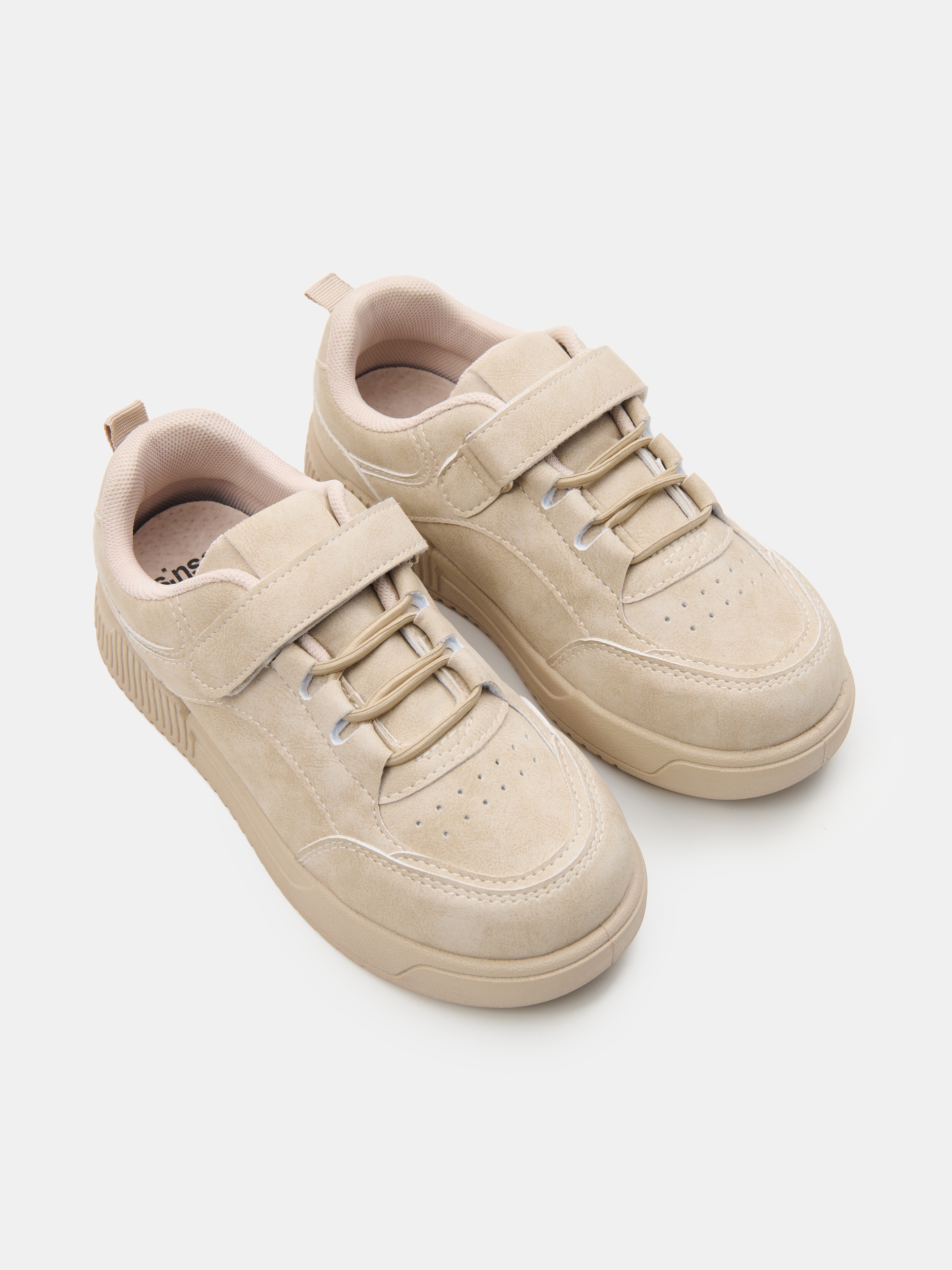 Sneakersy ze skórzaną wkładką
