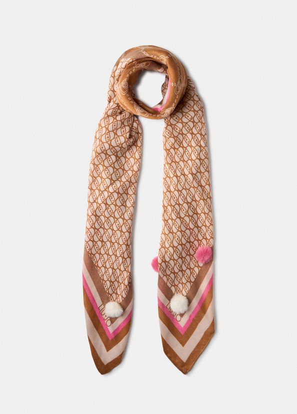 Foulard con pon-pon