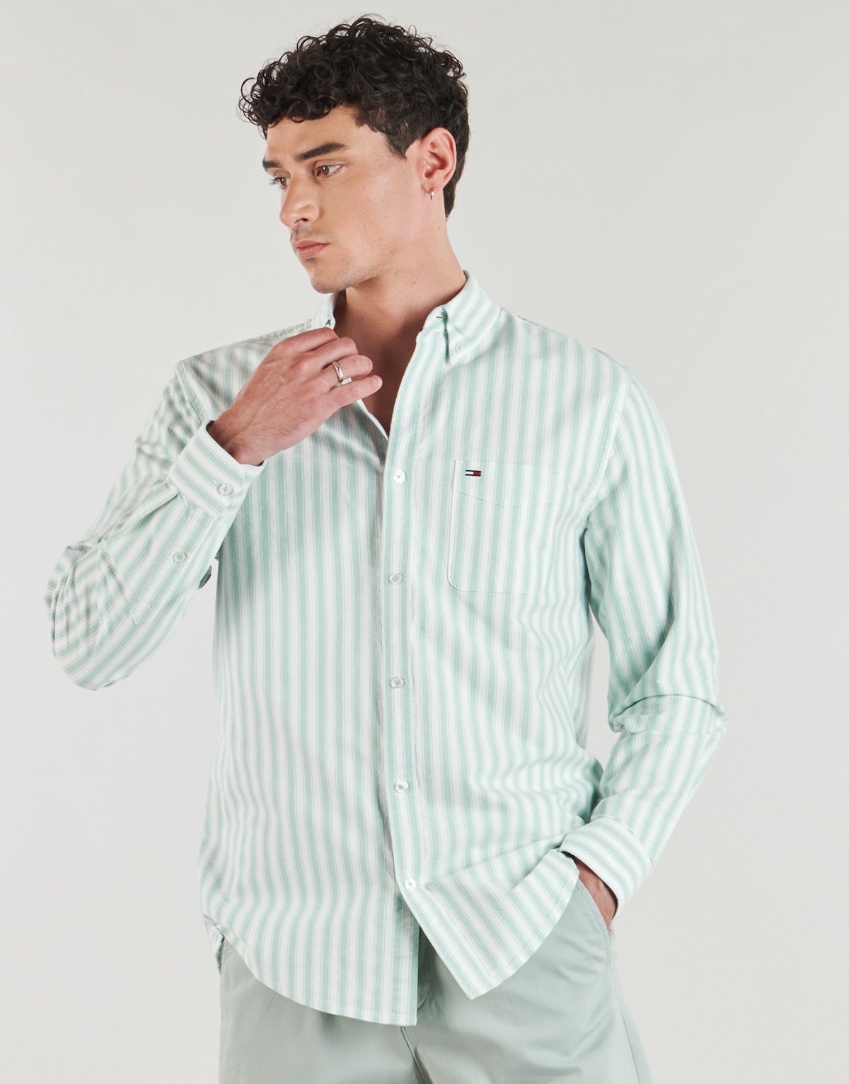Tommy Jeans - TJM REG STRIPE OXFORD SHIRT EXT - Green