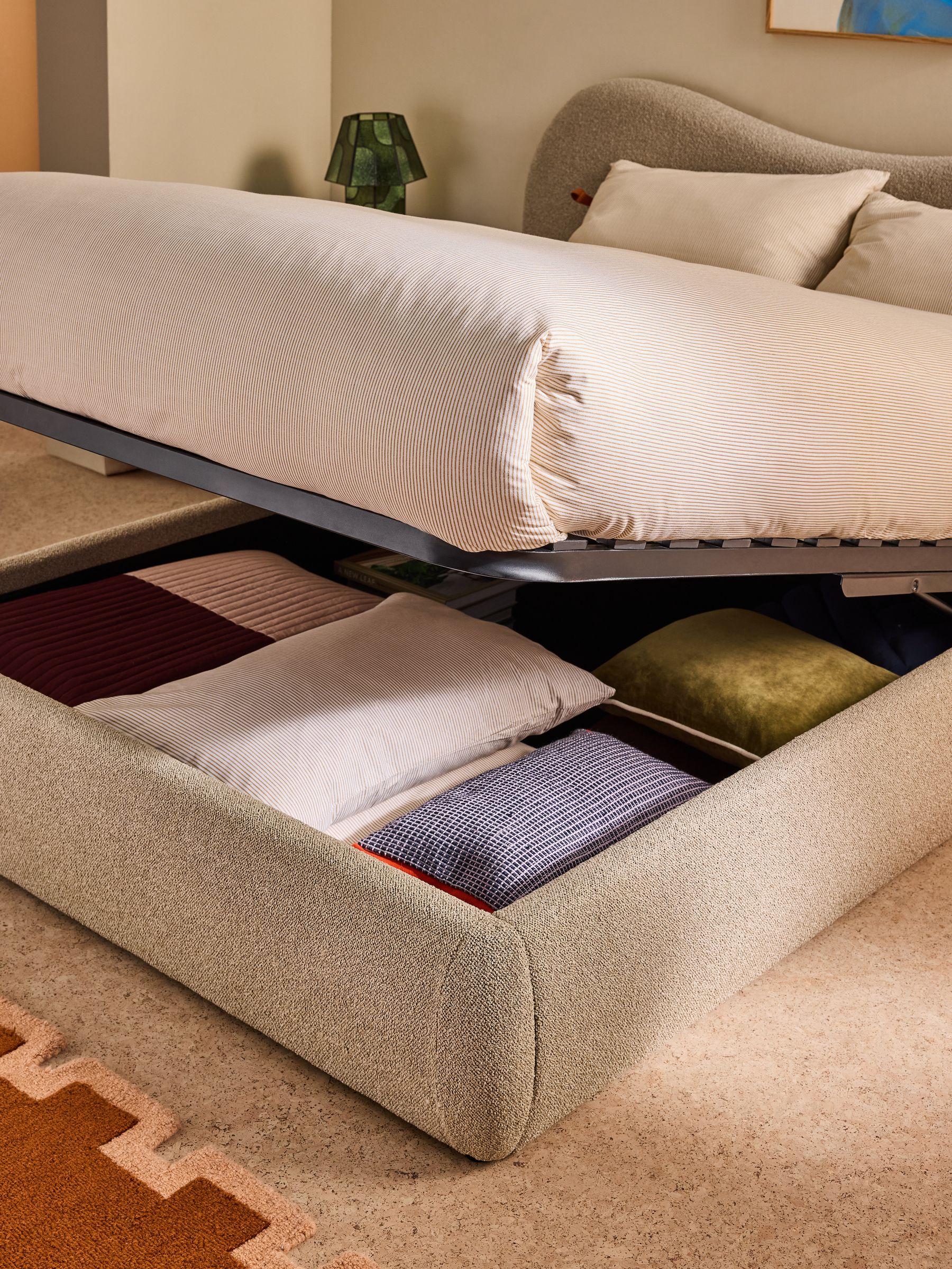 Maya Ottoman Bed in Casual Boucle Off White