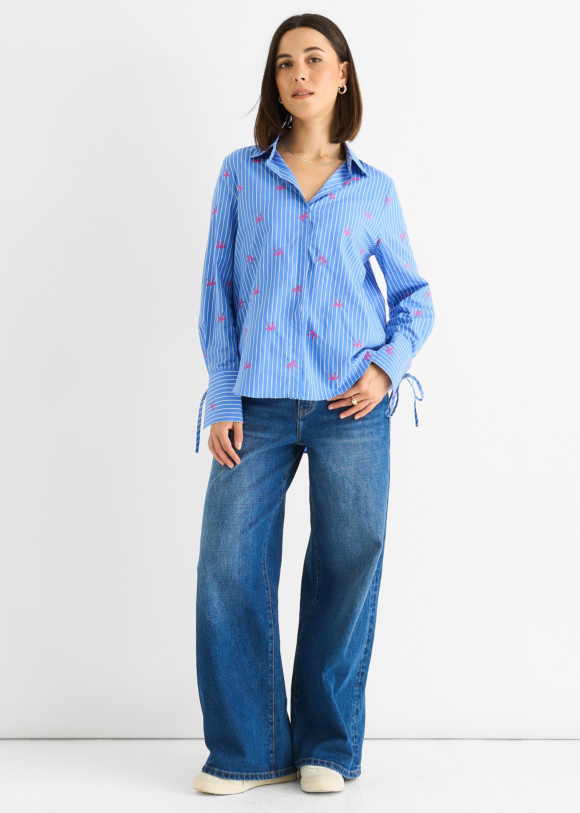 Gini London Blue Bow Embroidered Extreme Cuff Stripe Shirt