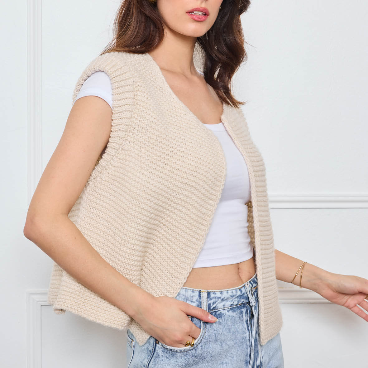 TRICOT SANS MANCHES THEOLINE ÉCRU