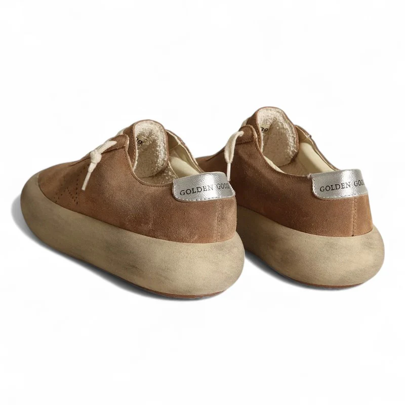 Space-Star shoes in tobacco-colored suede with perforated star and silver metallic leather heal