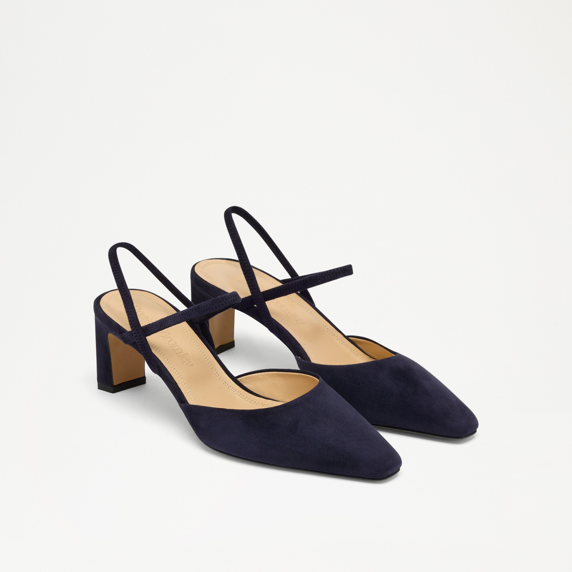 EllonbyElasticated Court