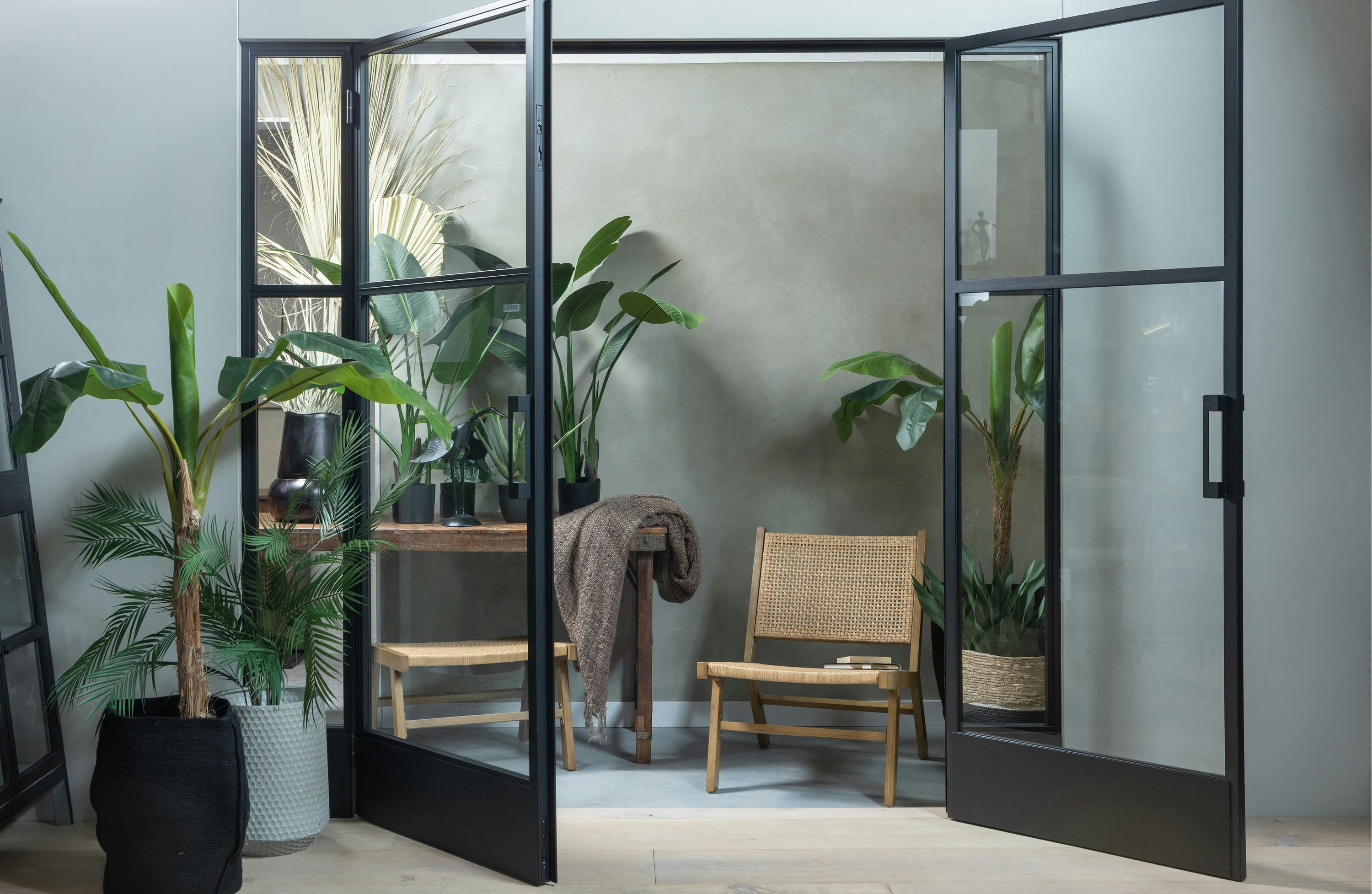 PUK - Tabouret en aluminium beige