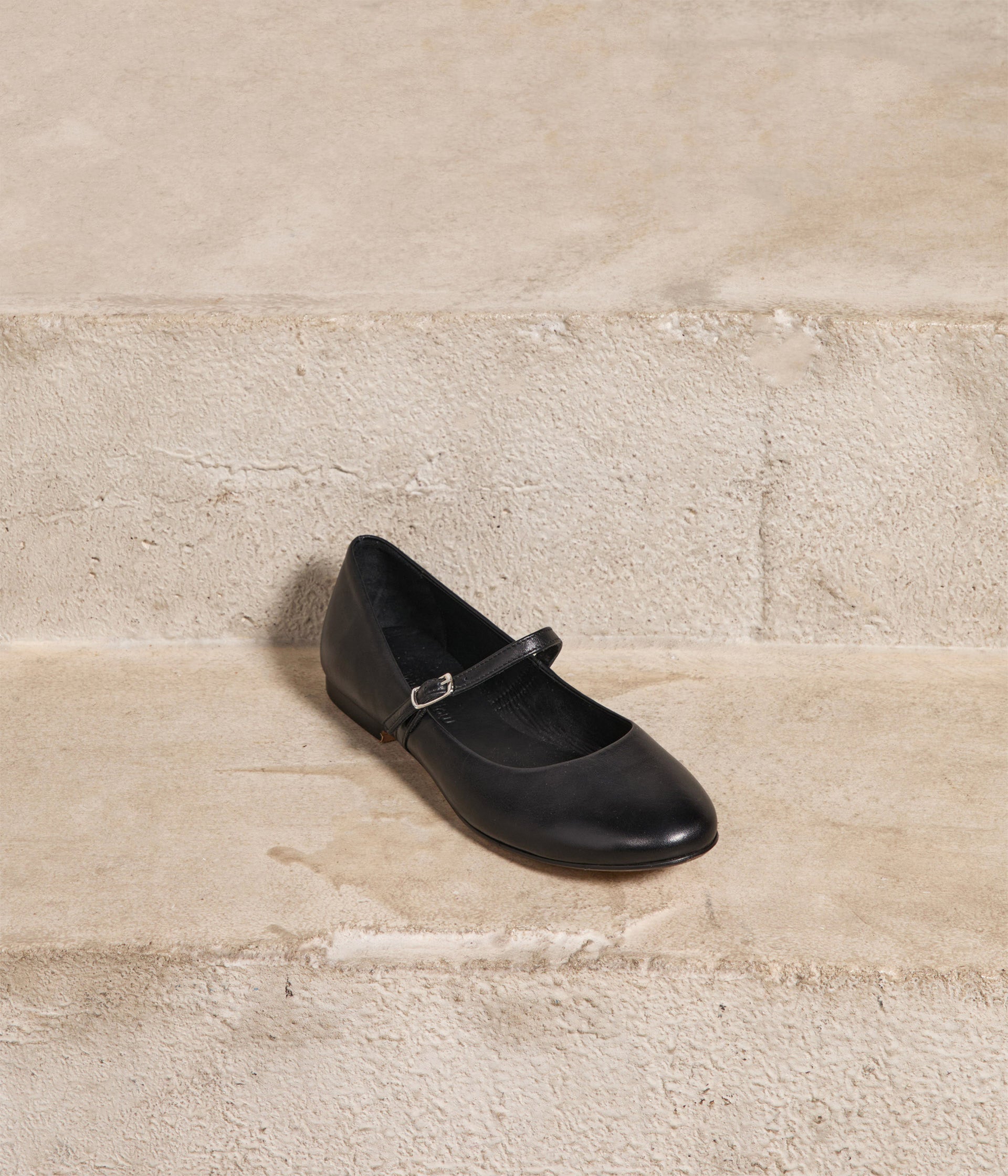 Ballerines en cuir noir Azra