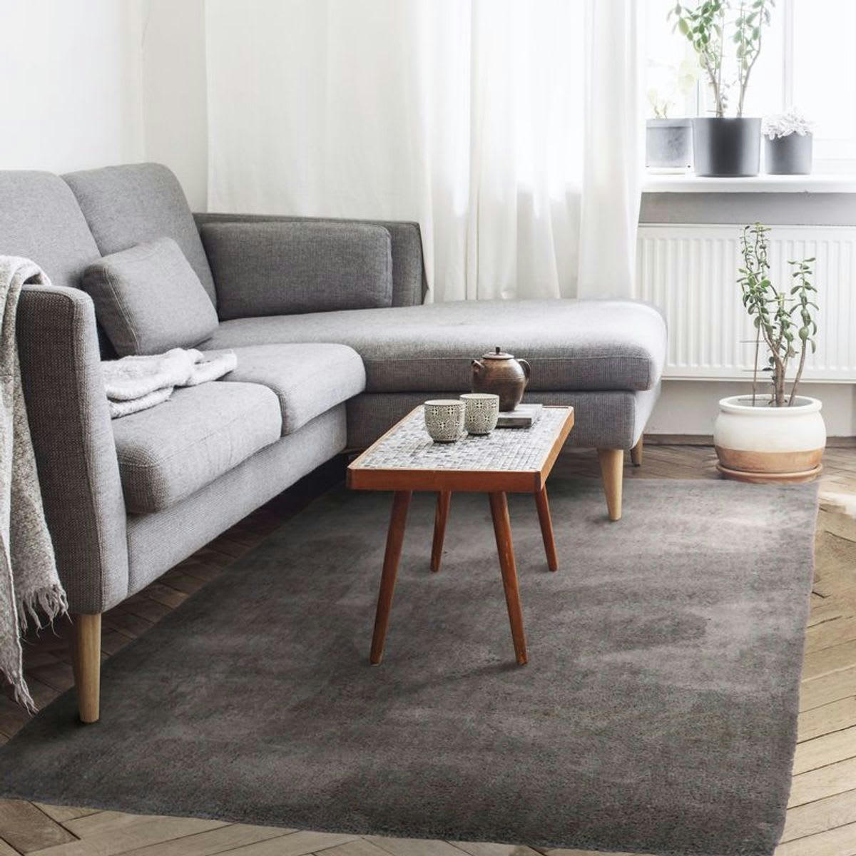 COCOON - Tapis toucher laineux et extra-doux taupe 120x170