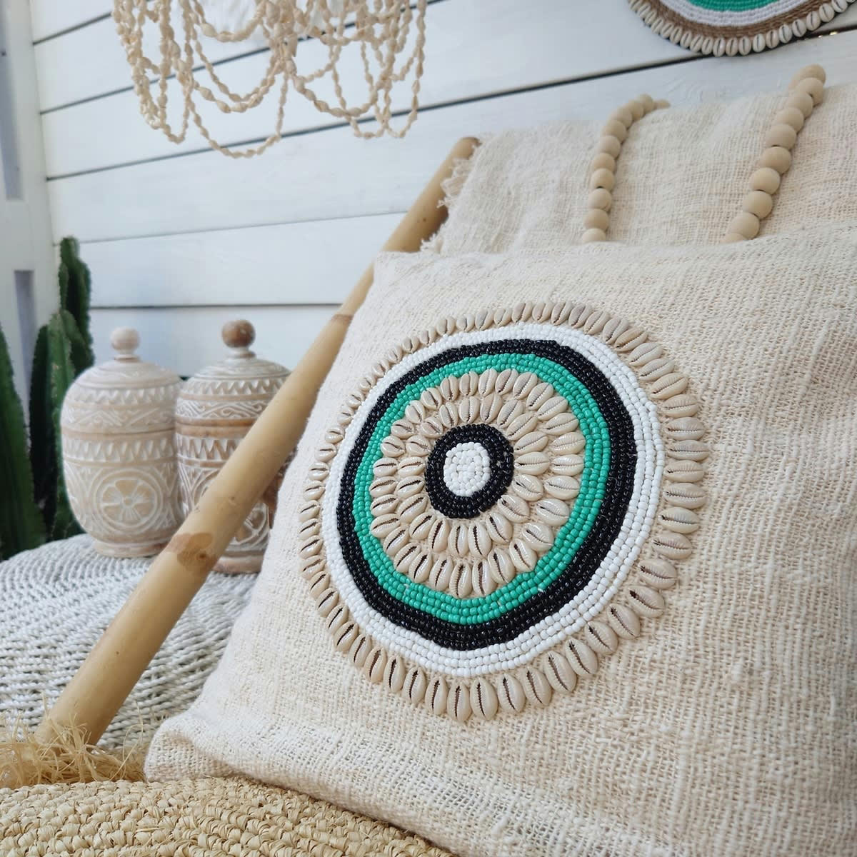 AUSSA - Housse de coussin avec deco en coquillages, 50x50  cm