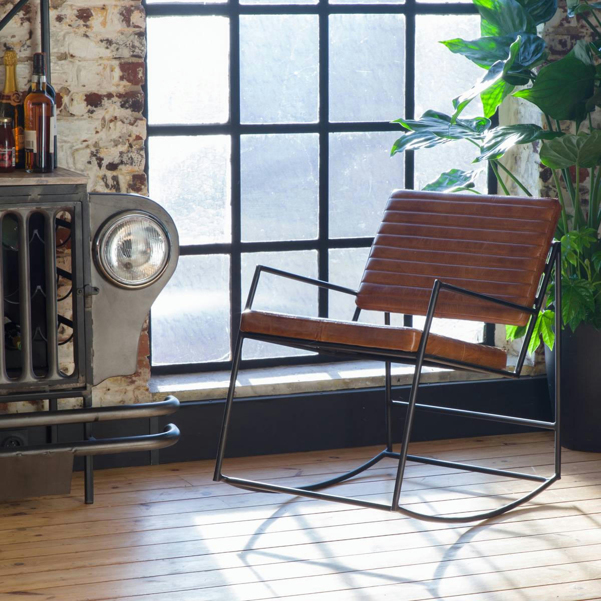 PORTO - Fauteuil en cuir et croûte de cuir marron 53 cm